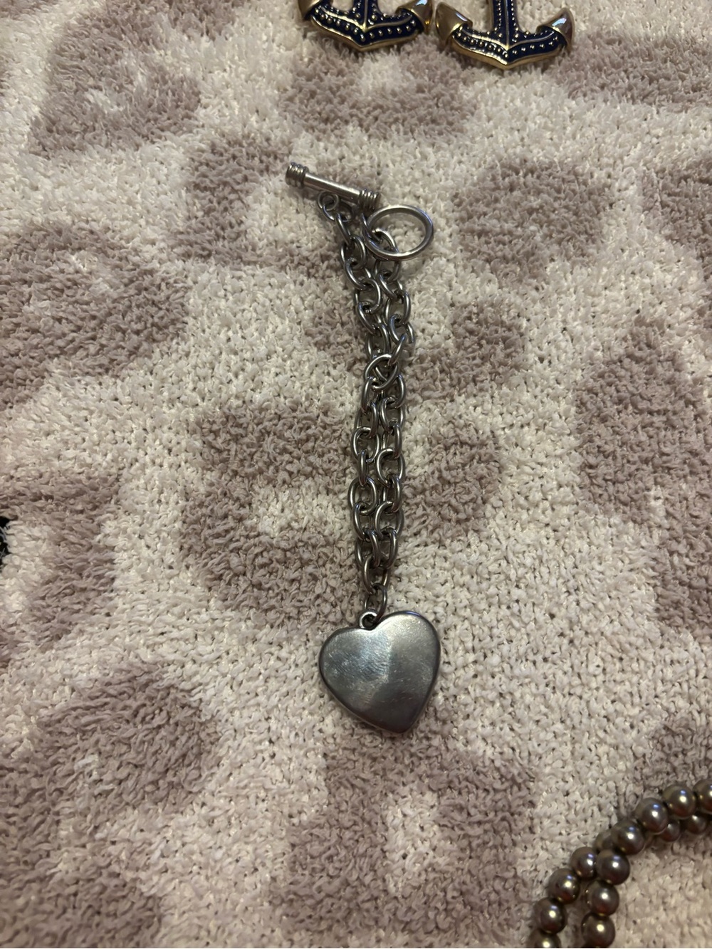Silver heart toggle bracelet